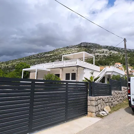 Διαμέρισμα Lidija