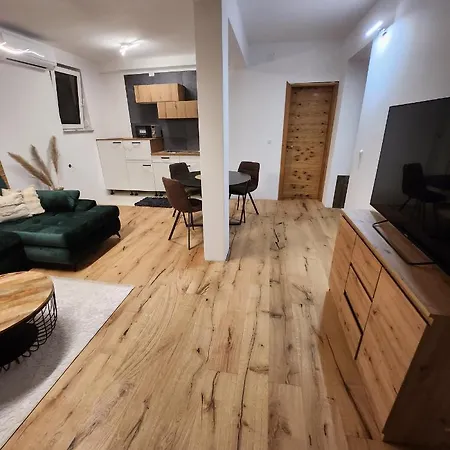 Lidija Apartment