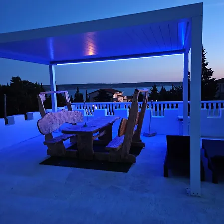 Lidija Apartment Starigrad Paklenica